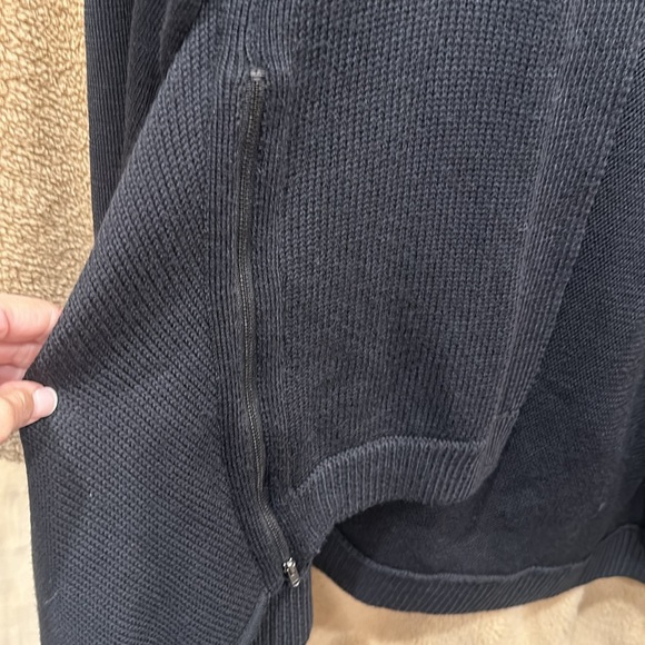 Lululemon sweater cardigan like new! - Picture 4 of 5